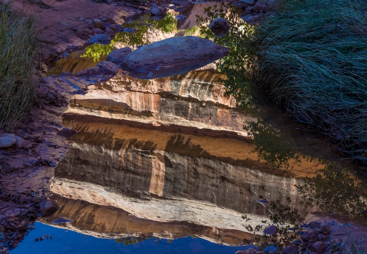 Owachomo Bridge Tr Reflection 14-3131.jpg